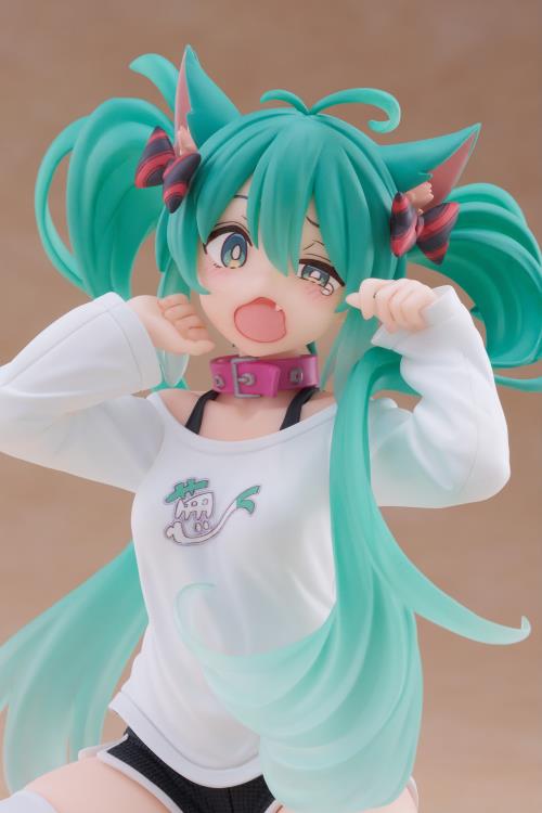 Vocaloid Desktop Cute Hatsune Miku (Nekomimi T-Shirt Ver.) Figure