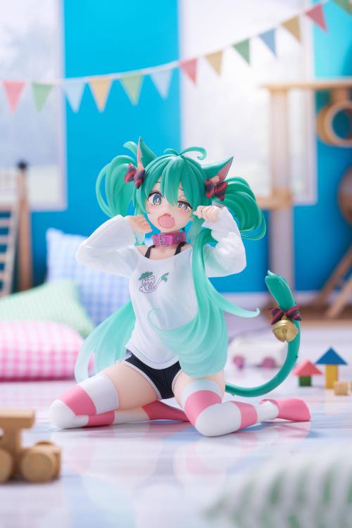 Vocaloid Desktop Cute Hatsune Miku (Nekomimi T-Shirt Ver.) Figure