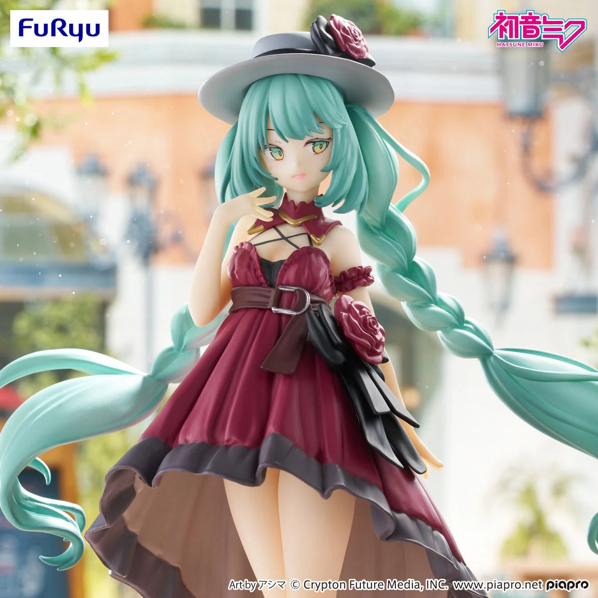 Vocaloid Trio-Try-iT Hatsune Miku (Outing Dress Red Color Ver.) Figure