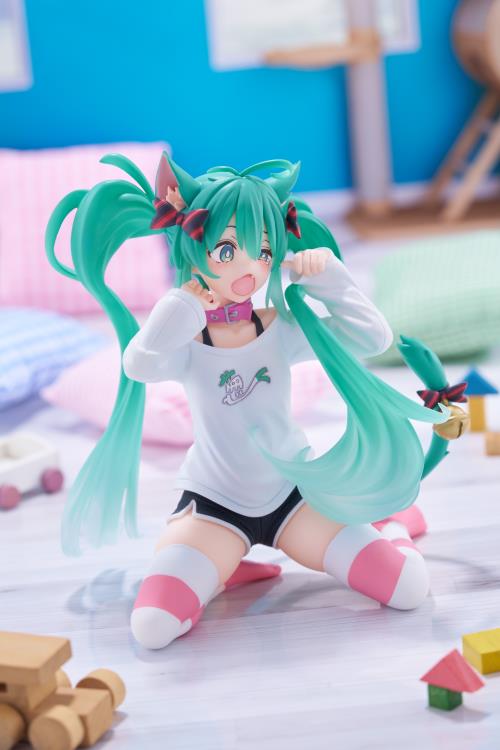 Vocaloid Desktop Cute Hatsune Miku (Nekomimi T-Shirt Ver.) Figure
